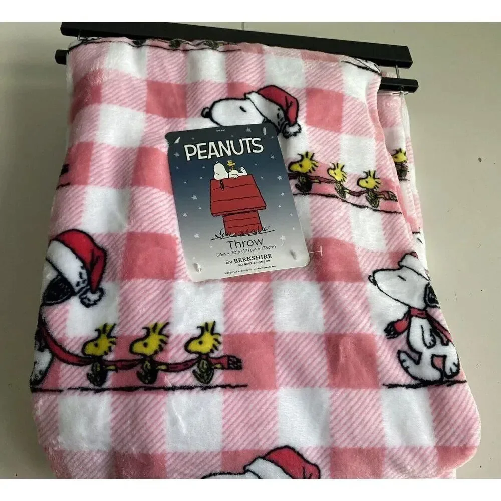 Peanuts Snoopy‎ Woodstock Pink Holiday Throw Blanket Christmas 50 x 70” NEW